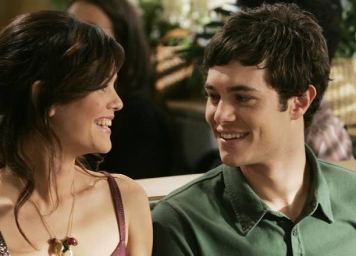 16. While Seth and Summer were a popular pair on The O.C., Fox wanted the show's creators to kill Seth—the duo wouldn't have existed.