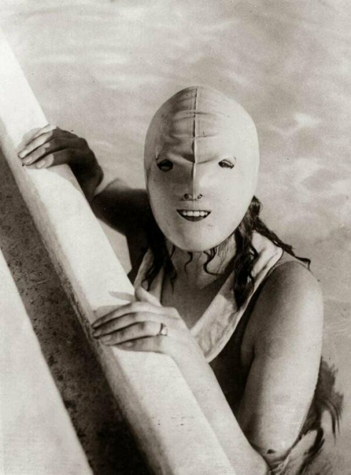 14. "A Full-Faced Swimming Mask Designed To Protect Women's Skin From The Sun In The 1920s"