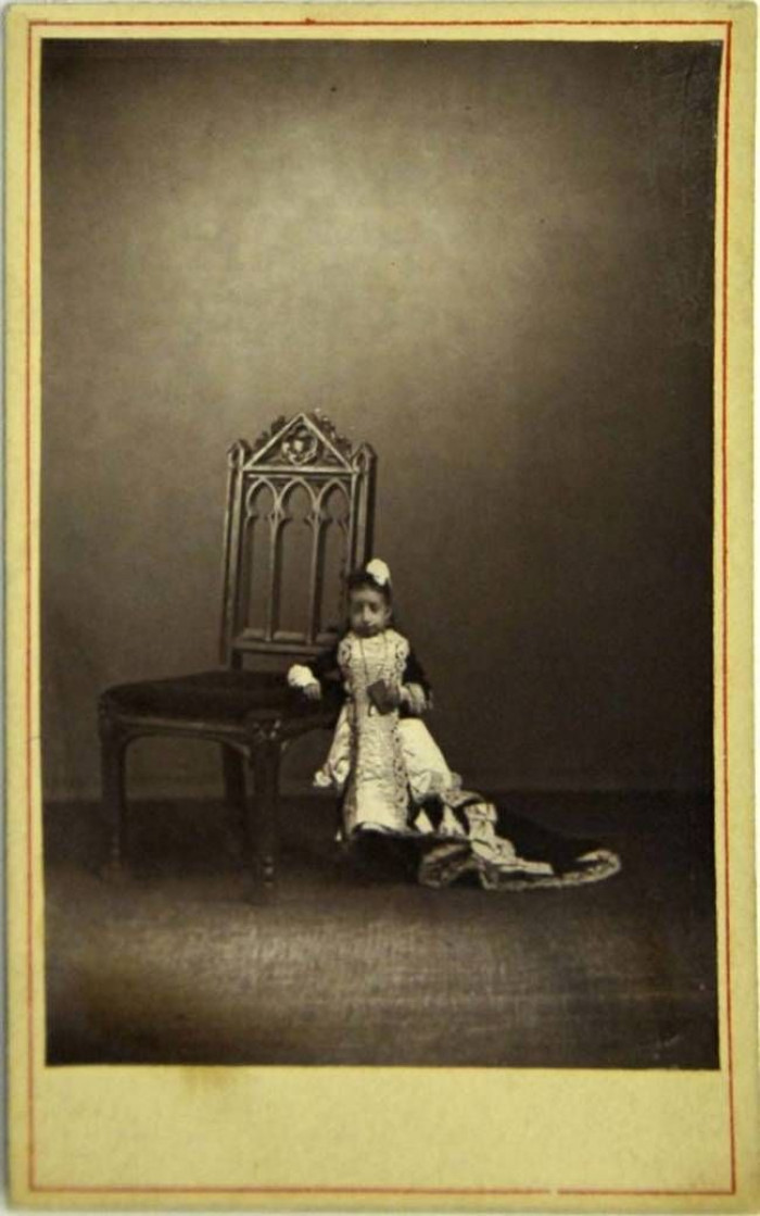 16. Lucia Zarate
