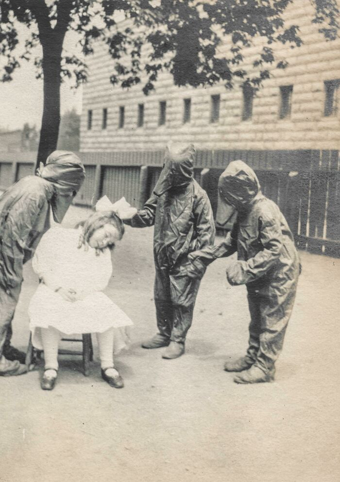 34. "Goldilocks And The Three Bears, 1908"