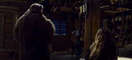 Kurt Russell was not informed that he didn't have the stand-in instrument when he accidentally smashed an antique guitar from the 1870s.