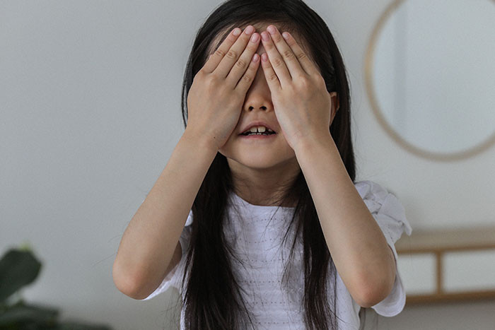 Keeping the little one from lying.