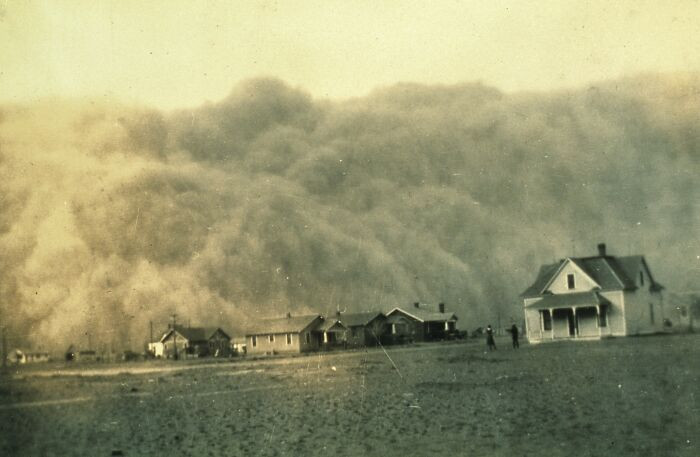 "Dust Storm Approaching Stratford, Texas"