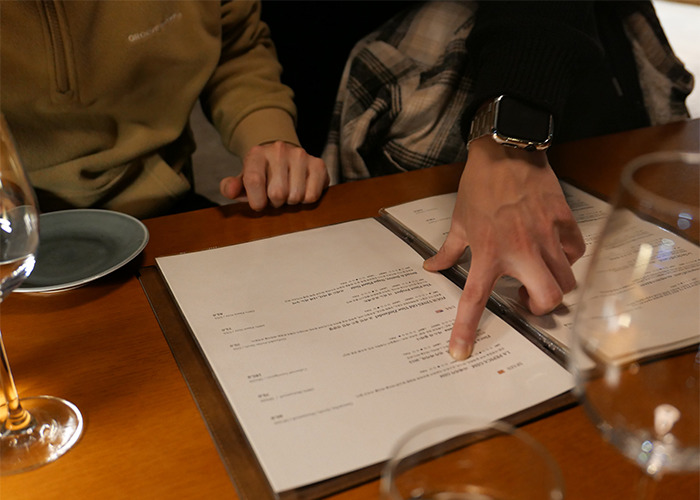 Knowledgeable staff who offer thoughtful and honest recommendations is a sign of genuine care for customer satisfaction.