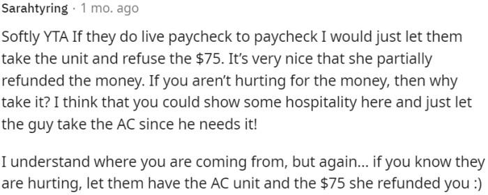 OP is somewhat in the wrong for insisting on the full amount