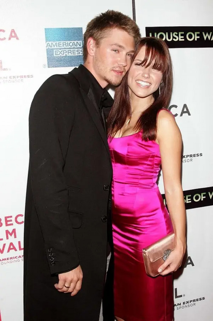 9. Chad Michael Murray and Sophia Bush were married between 2005 and 2006