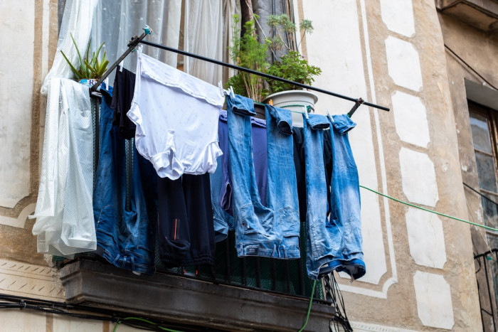 Drying laundry indoors can increase indoor moisture and spore levels, increasing breathing risks for vulnerable people.