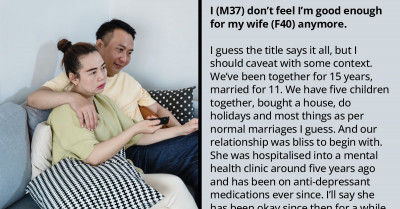 Dumbfounded Husband Turns To Reddit For Marriage Advice After Disappointing His Wife By Gifting Her A Silver & White Smartwatch