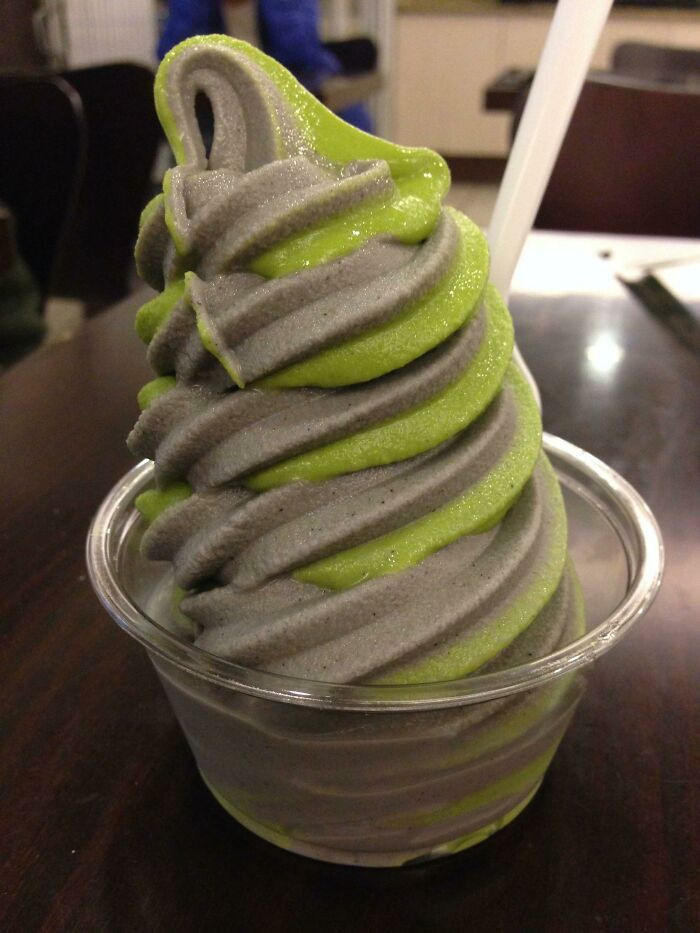 Green Tea And Black Sesame Ice Cream