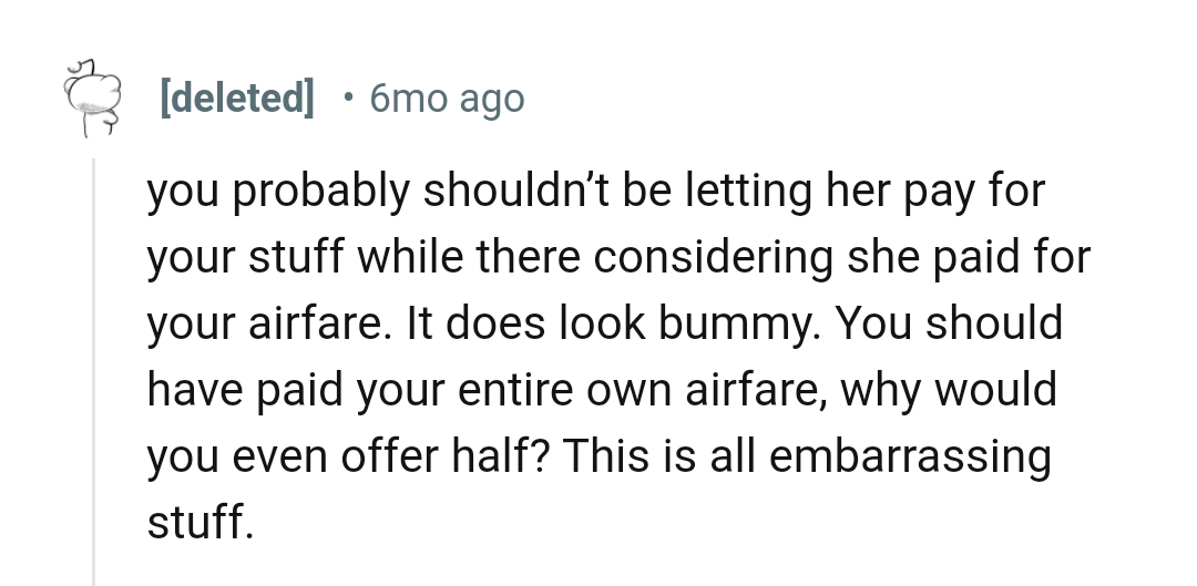 This Redditor says the OP should have paid for his own airfare