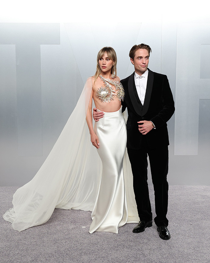 Suki Waterhouse And Robert Pattinson
