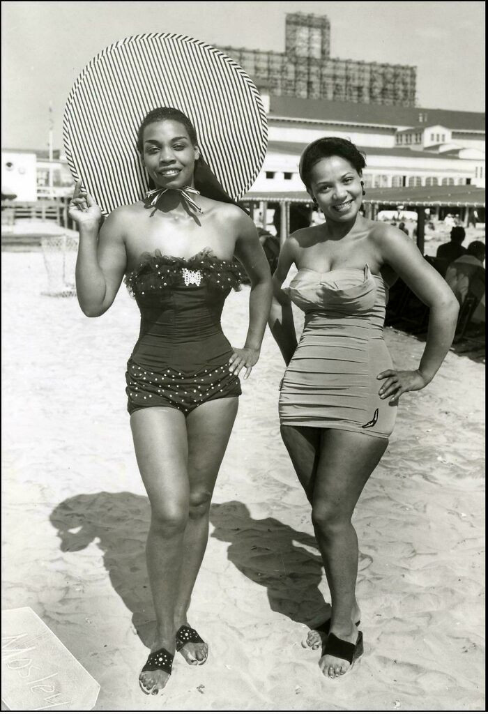"2 Friends Pose In Atlantic City Beach, NJ, 1950s, Very Sharp Shot"