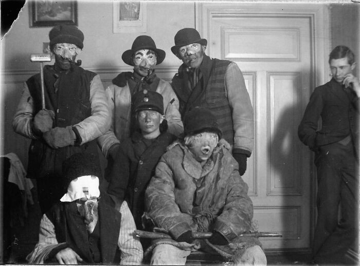 "Fatty Ice Day Guys From Alfta Parish, Hälsingland"