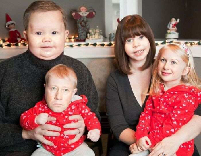 "Wife Wanted A Family Portrait For Christmas. This Is What She Got: Face Swap"
