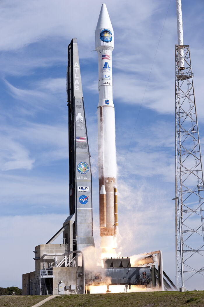 Kounotori 2 spacecraft hardware close-up, space cargo technology details.