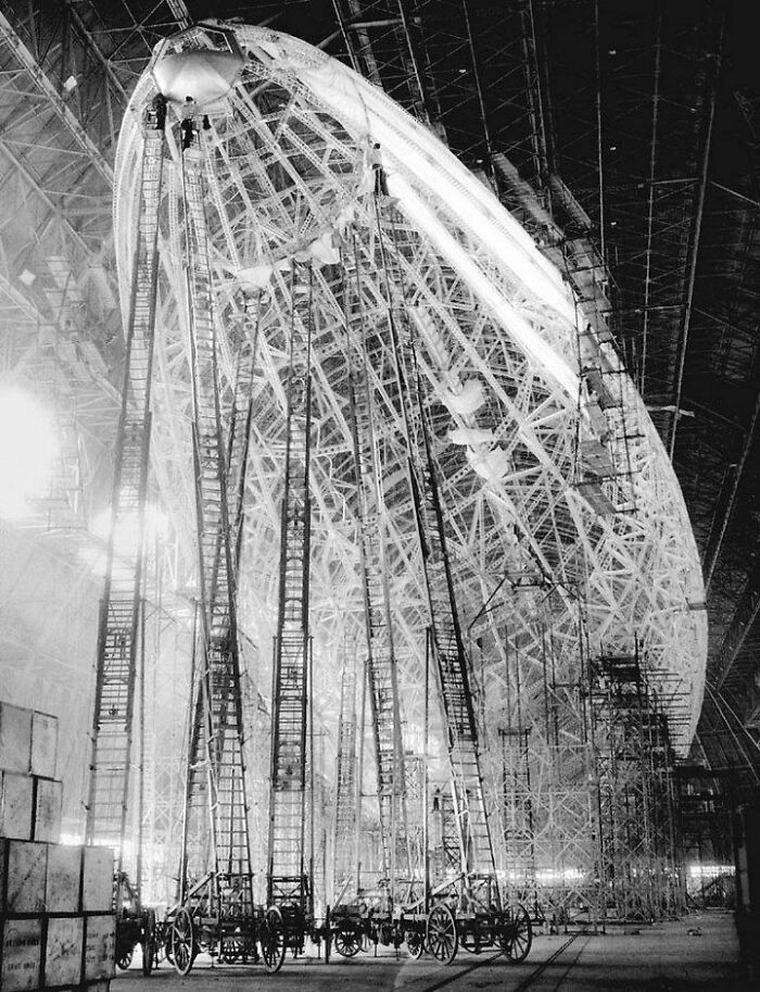 14. Construction Of The Hindenburg- Yes, Those Are Ladders