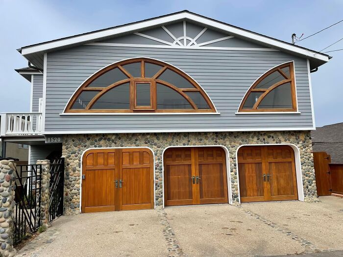 7. Client: I’d Like A Quarter Circle Window Over Each Garage Door. Architect: Say No More…