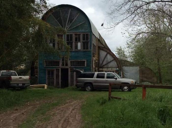 29. A Greenhouse In Lafayette, LA. I Love It And Hate It At The Same Time. Weird Feeling. What Do You Think Of It? (Yes, It's Old And I Hear It May Not Be Around Much Longer)