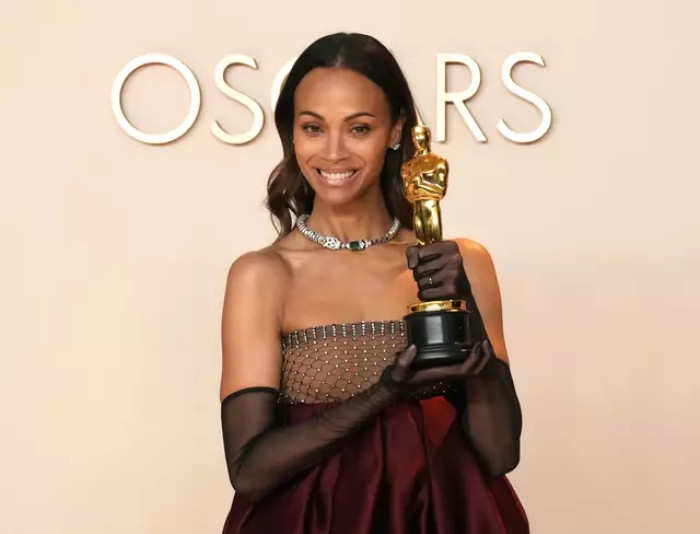 After a breakthrough year of entertainment, Academy Award-winning actress Zoe Saldaña just emerged as Hollywood's highest-grossing actor, surpassing both Scarlett Johansson and Samuel L. Jackson