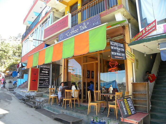 15. Coworkers were shocked that she got married at such a young age