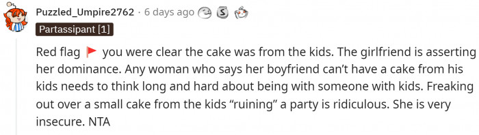 The first comment already states that she's not in the wrong and that the girlfriend is a red flag.