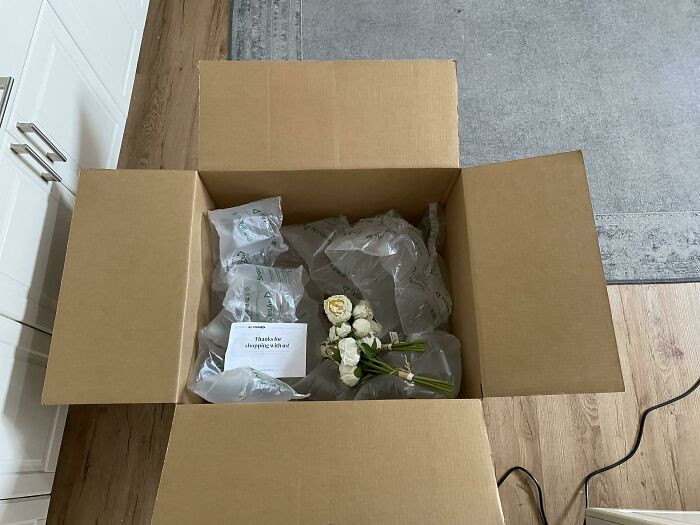 "Bed Bath & Beyond May Have Gone A Little Overboard With The Packaging On This One... 🤦🏼‍♀️"