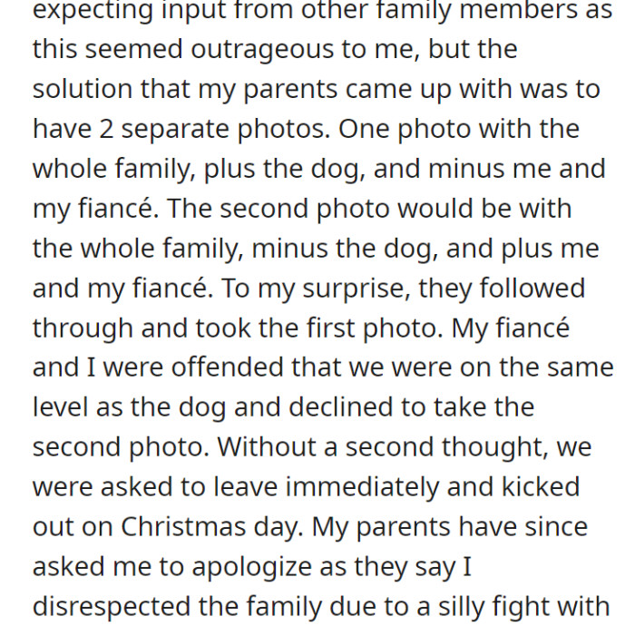 OP's sibling is quite intent on including her dog in the photo—so much so that she's willing to take one without OP in it.