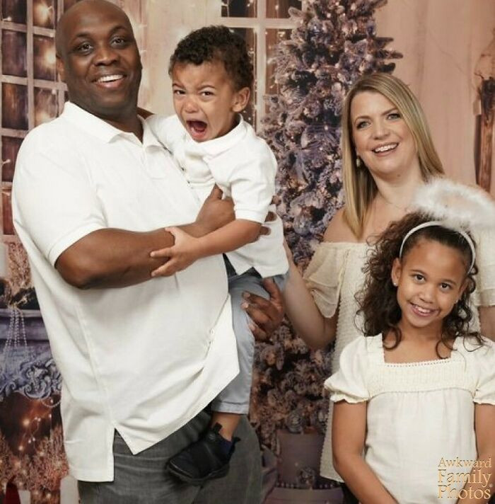 "Me, My Husband And Our 2 Children – It’s Our 2021 Holiday Photo And No Matter How We Tried To Entertain Our Son, He Wasn’t Having It"
