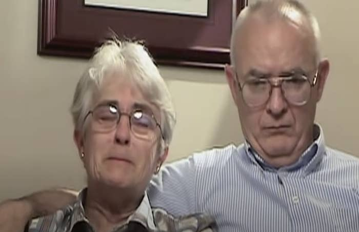 Dear Zachary: A Letter to a Son About His Father (2008)