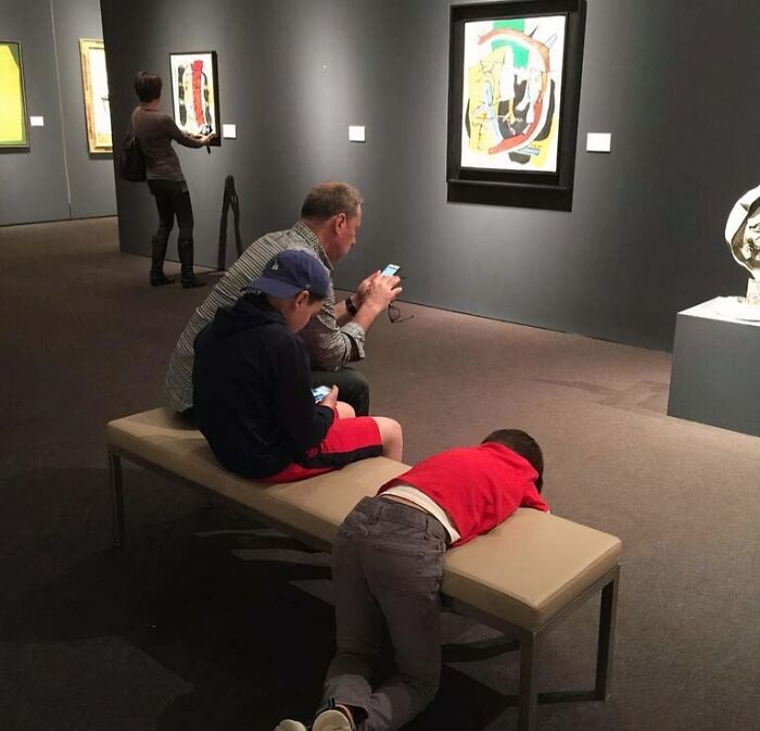 "My Friend Wanted Her Family To Take Her To An Art Museum For Mother's Day"