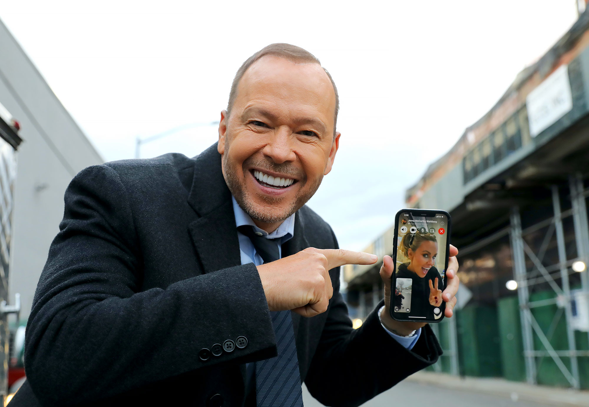 19. Donnie Wahlberg FaceTiming his wife Jenny McCarthy from the set of Blue Bloods