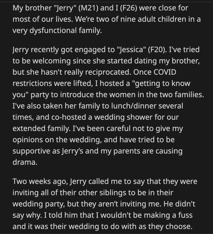 OP was ticked off by the last-minute invite to a pre-planned party, but she went to the party with freshly baked cupcakes.