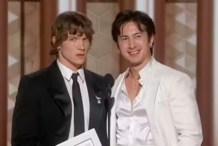 Heated Rivalry stars present an award (and steal the show)