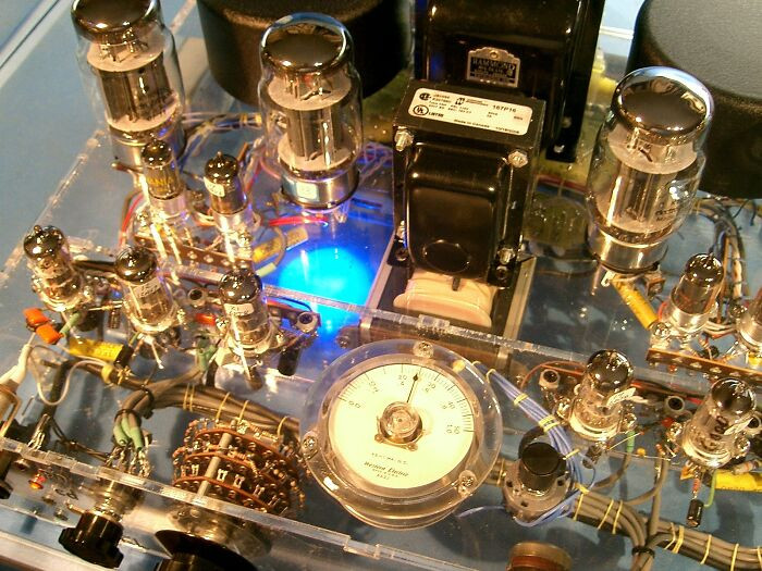 "My Uncle Tim's Crazy Cool Tube Amp (680x510)"