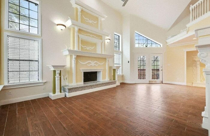 18. Someone Really Loves Mantles