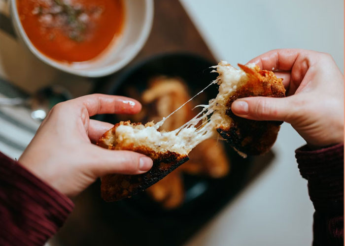 Parents didn't ensure their child is eating healthily.