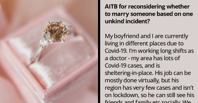 Woman Is Second Guessing Her Relationship Over A Minor Incident, Redditors Convince Her It Wasn't Minor At All