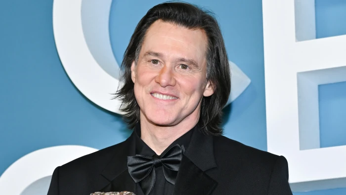 Jim Carrey at César Awards ceremony, makeup transformation sparks controversy
