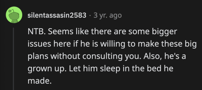 They have a lot of issues to discuss once her shortsighted boyfriend gets back from Thailand.