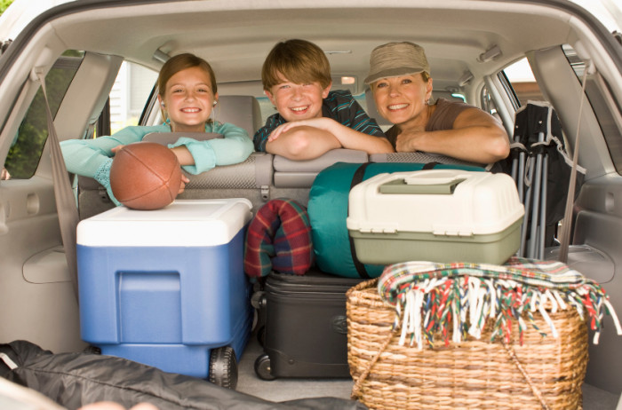 5. How to keep children behaving inside the car