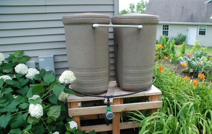 7. The user suggests using a crock pot for convenient meal prep. He prepares batches of food to freeze and use for multiple meals.