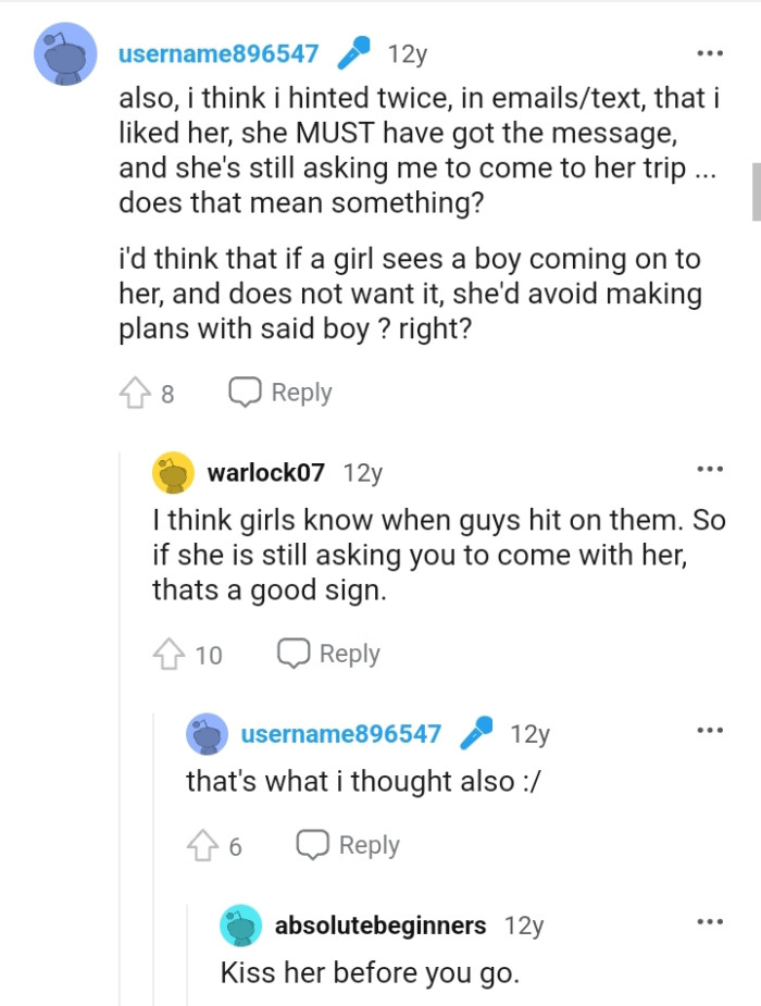 This Redditor thinks that girls know when boys are hitting on them
