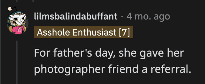 Does she have an affiliate link?