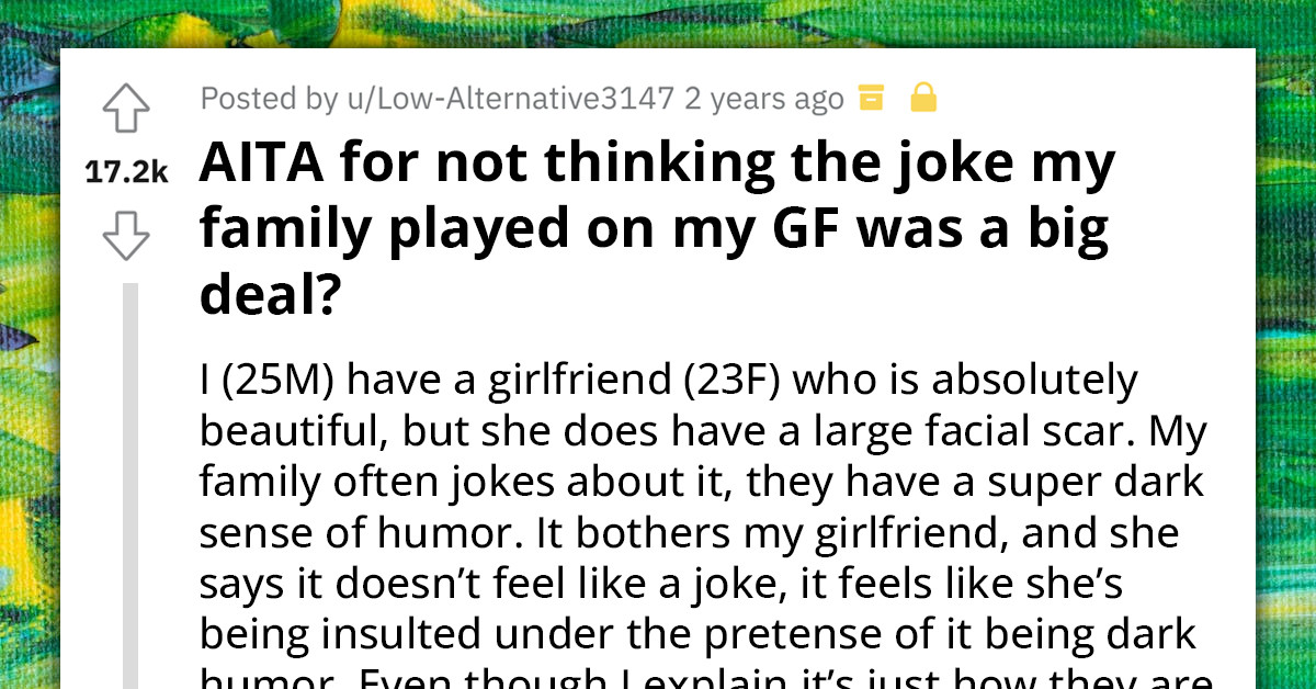 Man Tries To Convince His Girlfriend It's Not A Big Deal That His Mom And Sister Used A Print Of Her Face For Their "Ugly Christmas Sweater" Prank