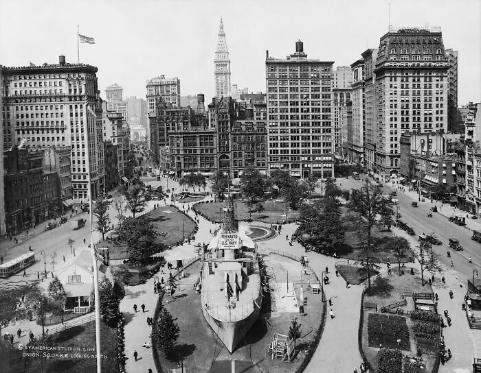"In 1917, The U. S. Navy Planted A 250-Foot Wooden Battleship In Manhattan’s Union Square. It Had A Real Crew And Recruited 25,000 Sailors Without Ever Touching Water"