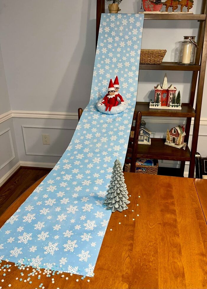 31. This Is Just A Table Runner Or Wrapping Paper; This Is A Cute Idea As Well