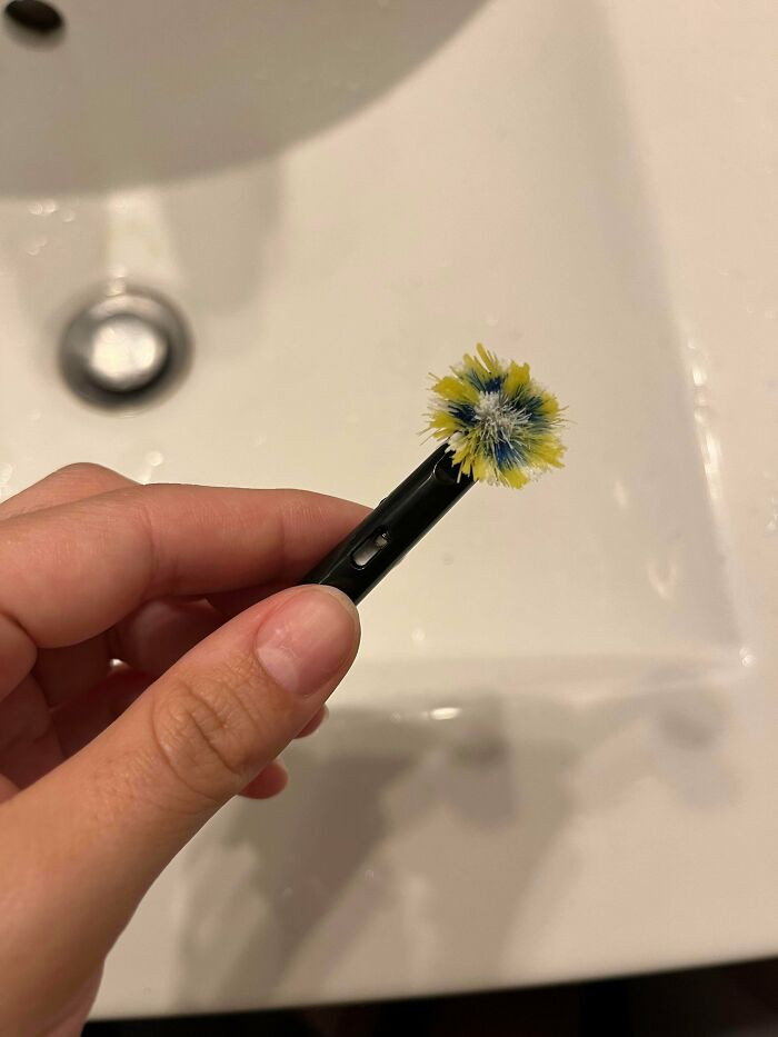 "To My Boyfriend, His Toothbrush Does Not Need To Be Changed"