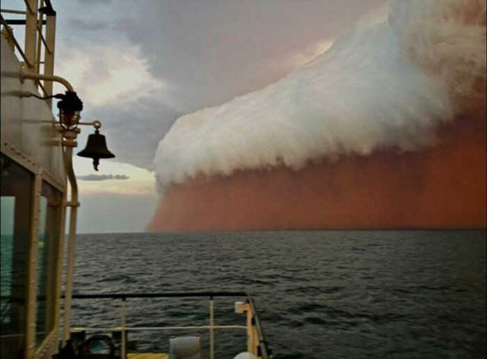 "Dust Storm In Australia (2013) Looks Like Gulf Of Oman Levolution (R Picks)"