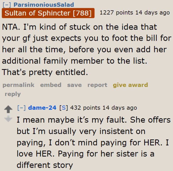 The community thinks that the OP's girlfriend is being entitled.