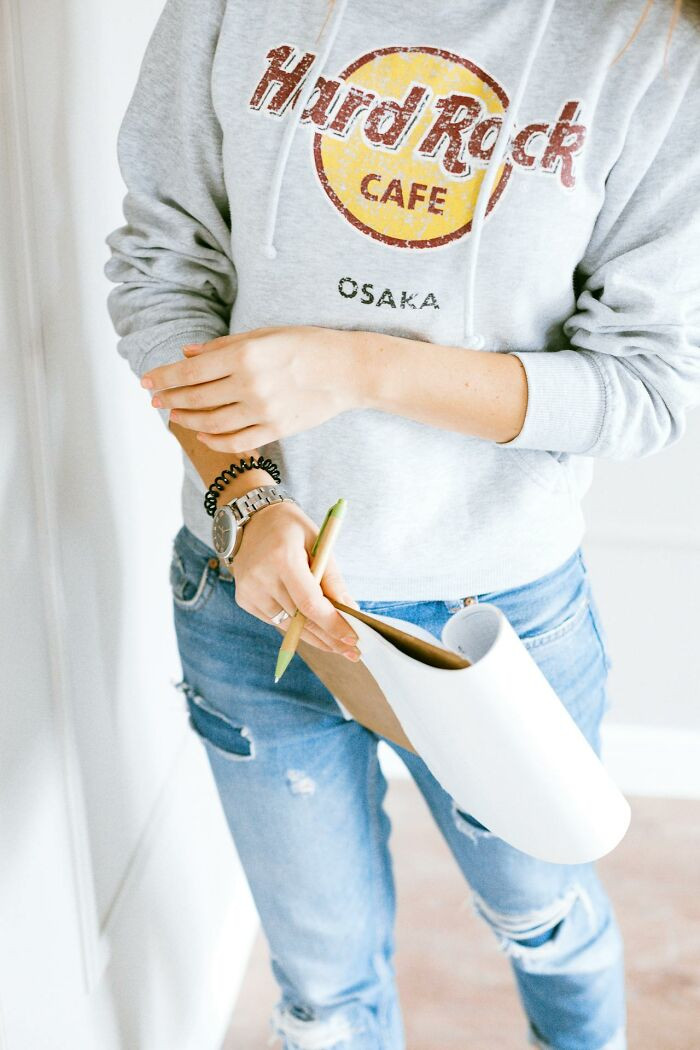 Bright Idea, Small Reward